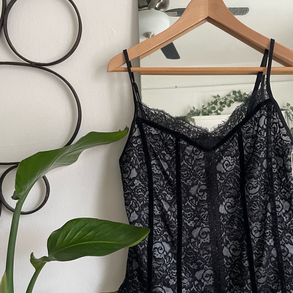 Laundry by Shelli Segal - Lace Tank with Corset Pleats